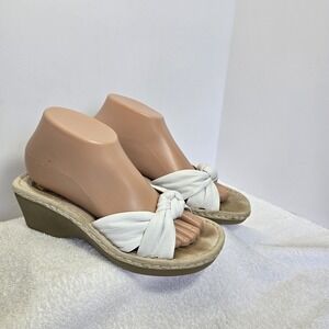Earth Spirit Boone Womens Size 7.5 Slip On Knot Twist Front White Leather Shoes